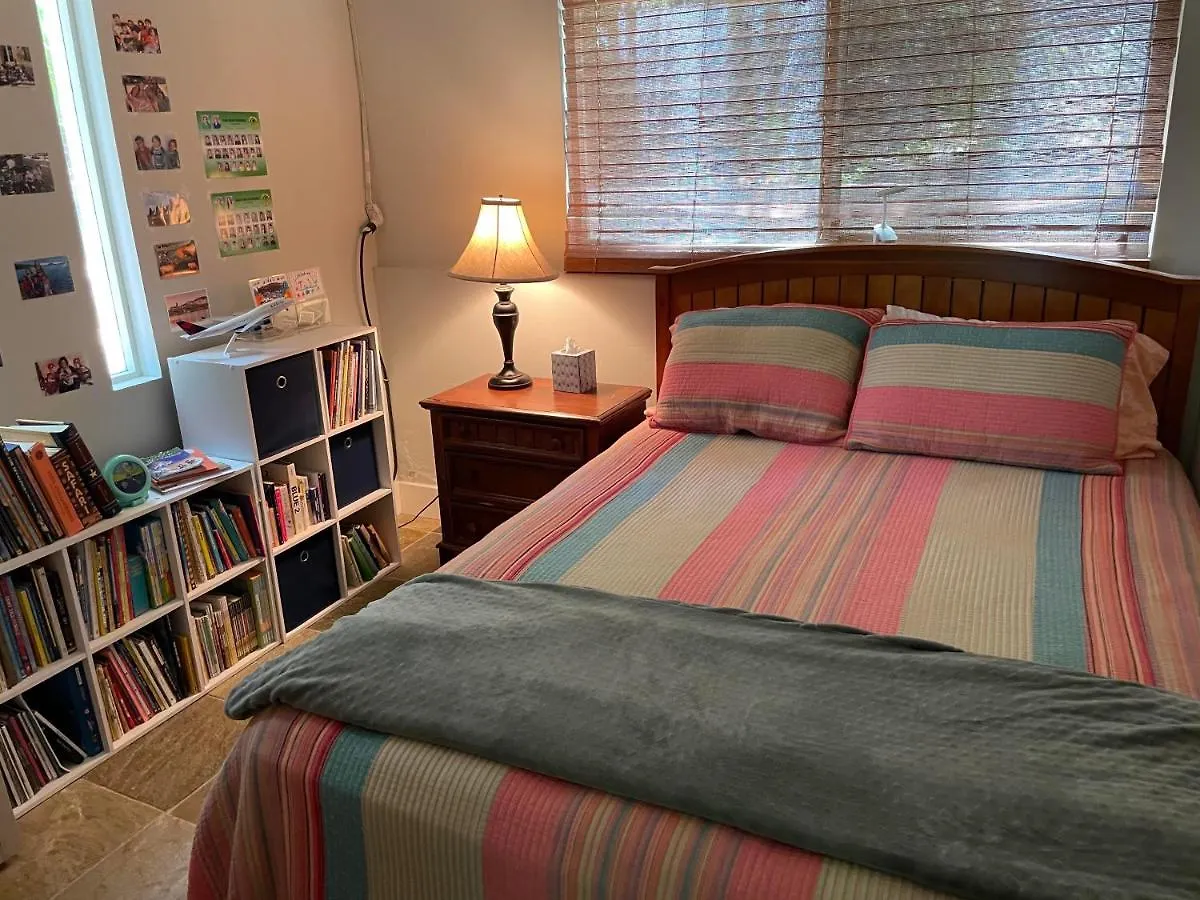 بيت للعطل Home With Sweeping Views, Pool & Yard هونولولو
